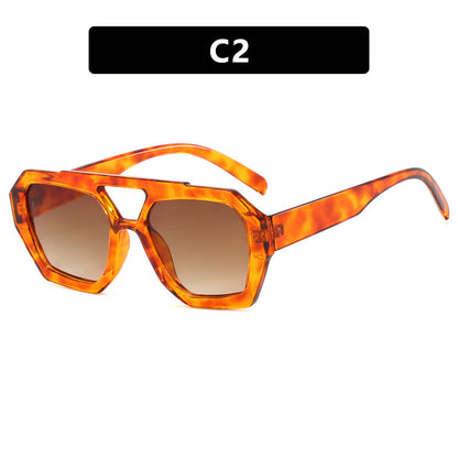 Übergroße Sonnenbrille mit Leopardenmuster