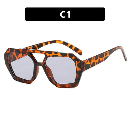 Übergroße Sonnenbrille mit Leopardenmuster