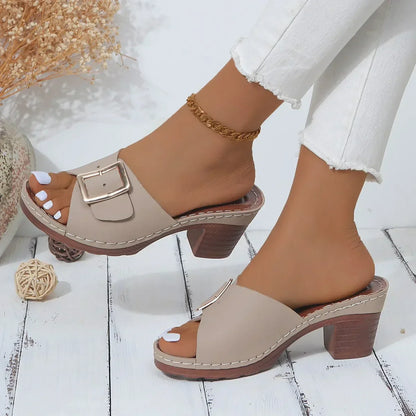 Talons carrés Evelyn Buckle