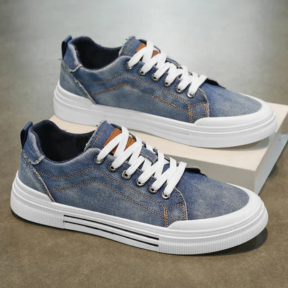 Baskets en jean indigo