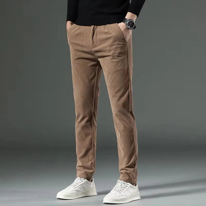 PANTALON CHEVALIER EN CORDUROY
