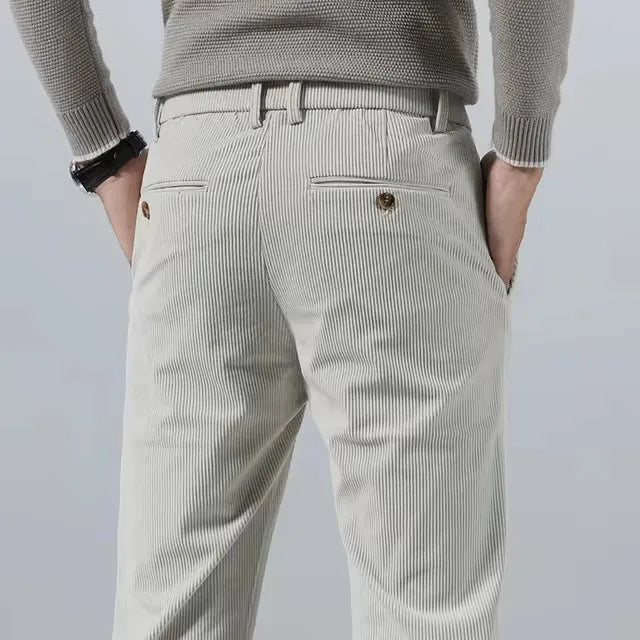 PANTALON CHEVALIER EN CORDUROY