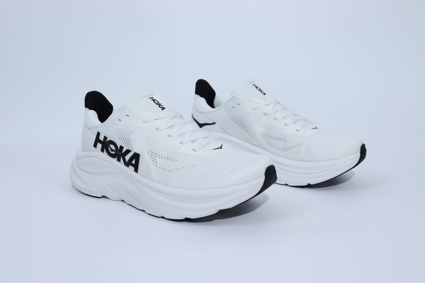 Clifton 10 - Baskets Unisexes HK - Blanc Noir